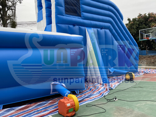 Inflatable Freefall Stunt Jumps